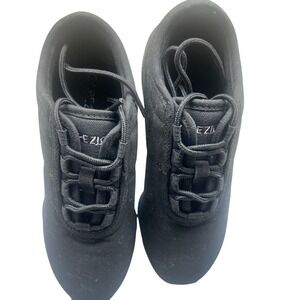 Capezio DS03 Dansneaker Black Canvas Split Sole Dance Shoes Womens 6 DS03